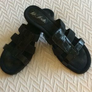 Women’s Navy Stretch Life Stride 8.5 M Sandals